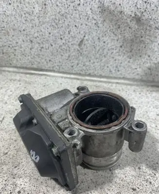 Audi A4 S4 B8 8K Throttle valve 03L128063D