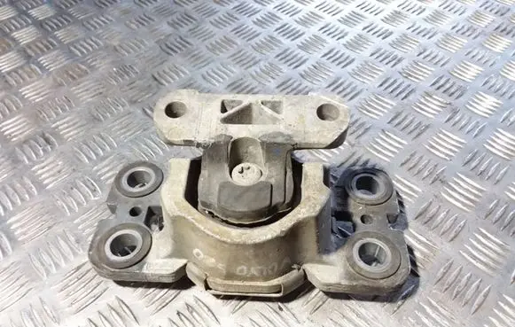 Volvo S80 Engine mount bracket 6G927M121 HL8070M08