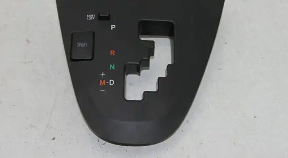 Toyota Verso Gear shifter surround trim plastic