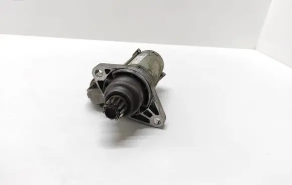 Skoda Yeti (5L) Starter motor 0AM911023T 041011
