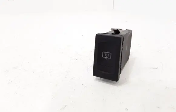 Volkswagen PASSAT B5.5 Windscreen/window heater switch