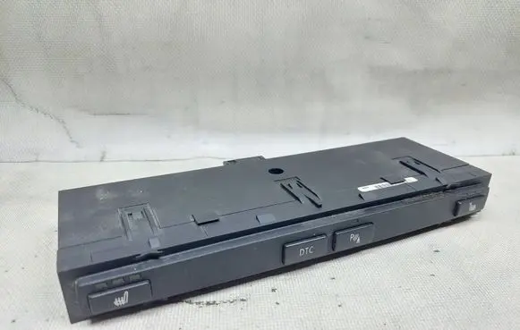 BMW 5 E60 E61 Seat heating switch 6985750 13580662