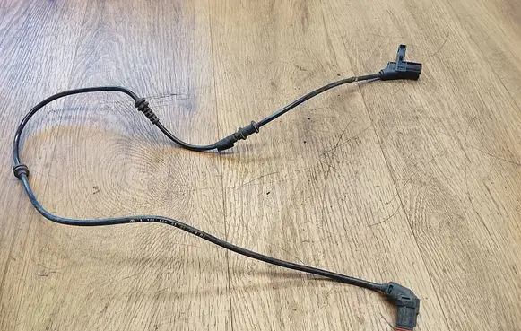 Mercedes-Benz GLS X166 Brake pads wear sensor A1665400105