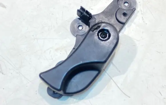 BMW 3 E90 E91 Engine bonnet (hood) release handle 112420 9150273 107021