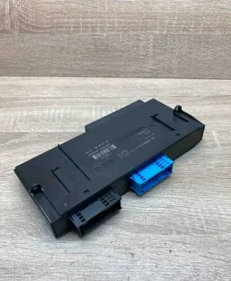 BMW 1 E81 E87 Central body control module 9176882 10681810