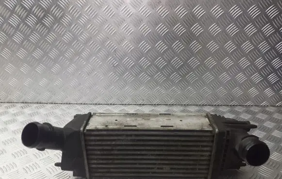 Citroen C5 Intercooler radiator 9657073480