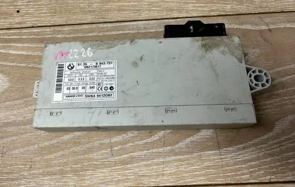 BMW 1 E81 E87 CAS control unit/module 6943791 1062173617 5WK494120BF