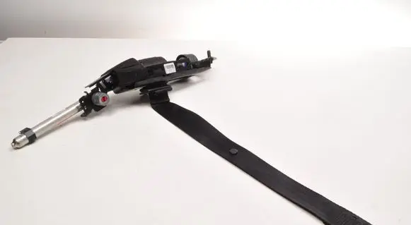 Volvo C30 Front seatbelt 1287473