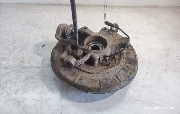 Mercedes-Benz ML W164 Rear wheel hub