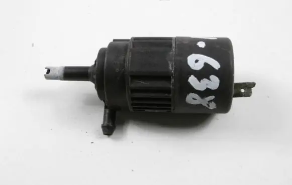 Mercedes-Benz Vito Viano W638 Windscreen/windshield washer pump