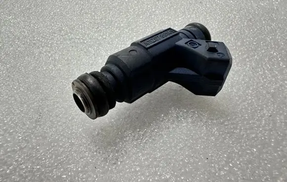 Mercedes-Benz CLK A209 C209 Fuel injector A112078149