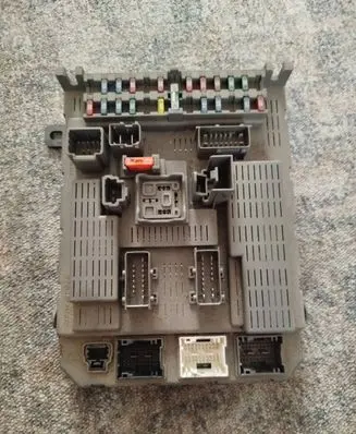 Citroen C5 Fuse box set 9647448280 9637466180 98162200