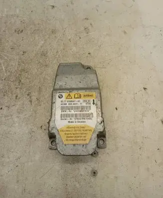 BMW 5 E60 E61 Airbag control unit/module 9160557 220443111 31916055701S