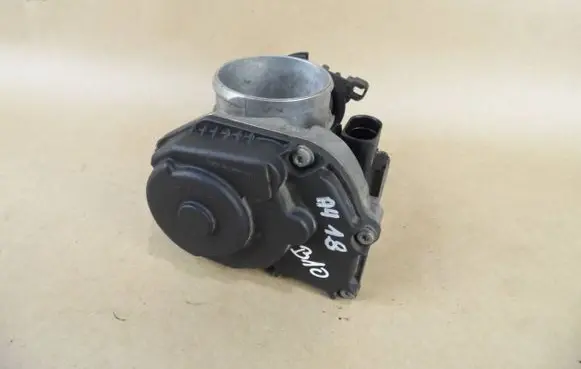 Audi A4 S4 B5 8D Throttle valve 058133063M 408237212003