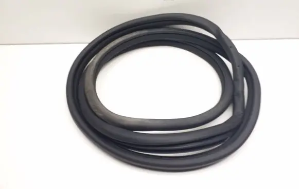 Mercedes-Benz GLK (X204) Rear door rubber seal (on body) A2046971151