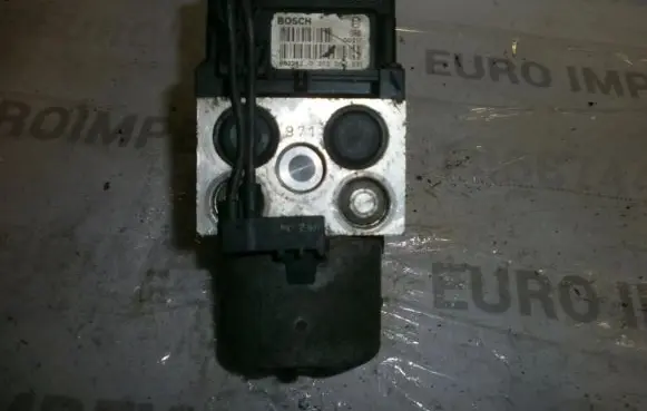 Renault Megane I ABS Pump 0273004331 0265216608