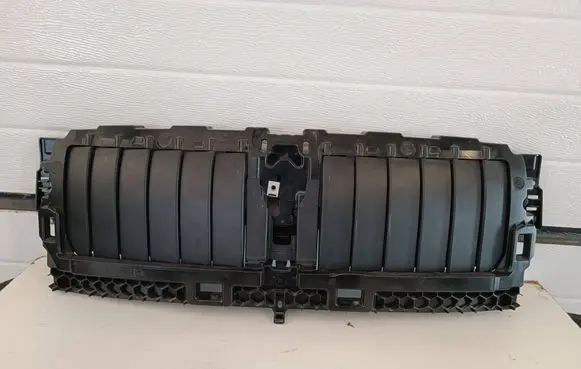 BMW 4 G22 G23 G24 G26 Dash center air vent grill 5A1E917 2310103929 23230P6443