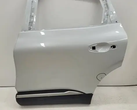 Renault Arkana Rear door 821137642R