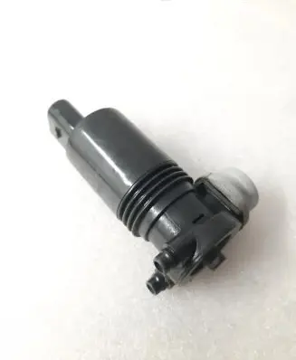 Volvo XC90 Windscreen/windshield washer pump