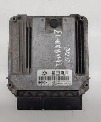 Volkswagen Touran I Engine control unit/module 03G906016DR