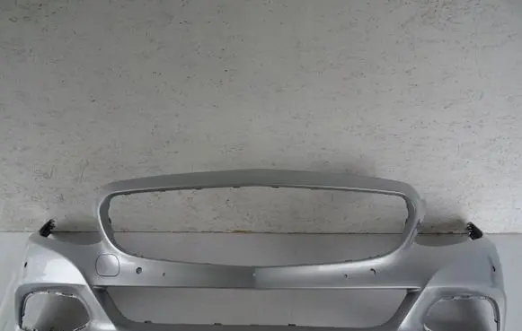Mercedes-Benz C W205 Front bumper