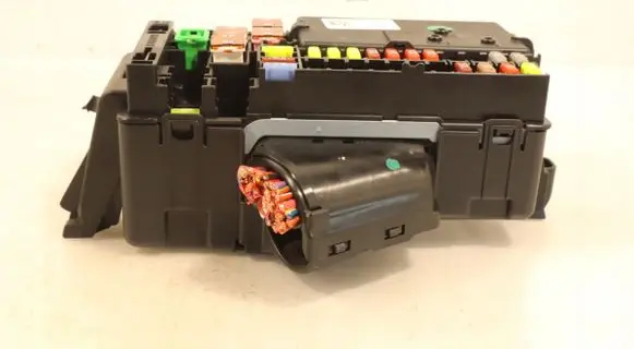 Opel Astra K Fuse box set 13367497