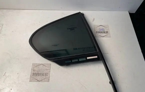 BMW 7 G11 G12 Rear vent window glass 7384218 169258 43R01077
