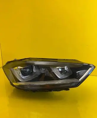 Volkswagen Golf Sportsvan Headlight/headlamp 517941034B