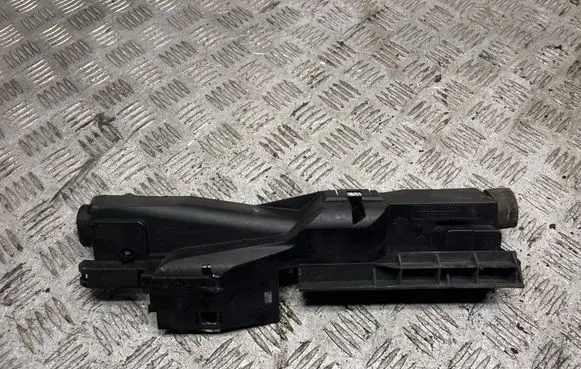 BMW 3 E46 Radiator mount bracket 7530252