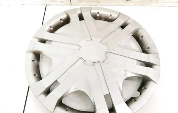 Toyota Previa (XR30, XR40) II R15 wheel hub/cap/trim 