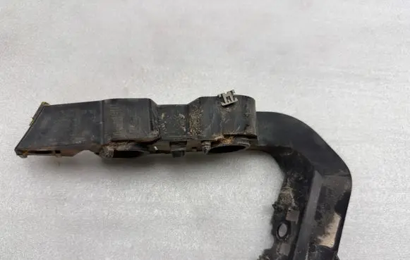 Audi A5 Front bumper mounting bracket 8W6807284