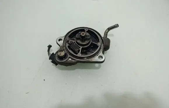 Toyota Corolla E140 E150 Vacuum pump