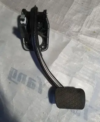 Mercedes-Benz GL X166 Brake pedal A1662900001 A1662901001 A1662900119