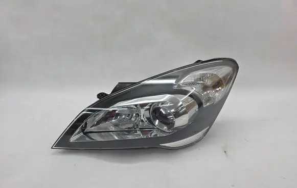 KIA Ceed Headlight/headlamp 921011H
