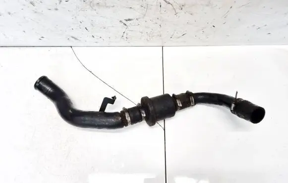 Ford Mondeo Mk III Intercooler hose/pipe 1s7q9f764ab 054768