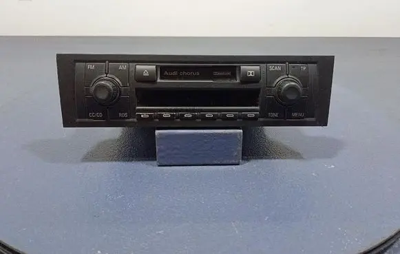 Audi A3 S3 8P Radio/CD/DVD/GPS head unit 8P0035152