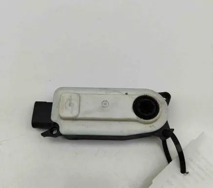 Opel Astra L Other devices 5877R1001A 112802406