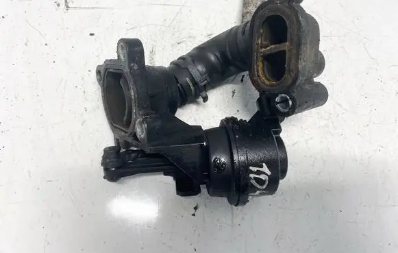 Audi A7 S7 4G Coolant heater control valve 059121737