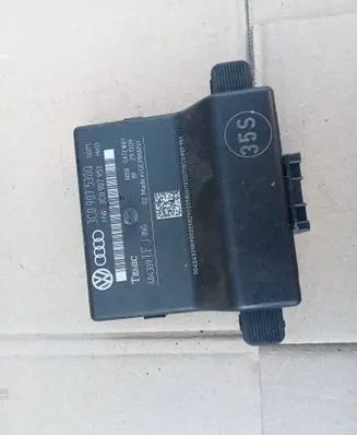Volkswagen PASSAT B6 Gateway control module 3C0907530Q