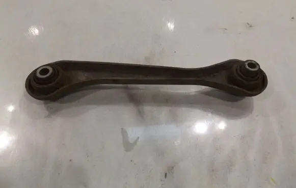 Volkswagen Touran I Rear control arm