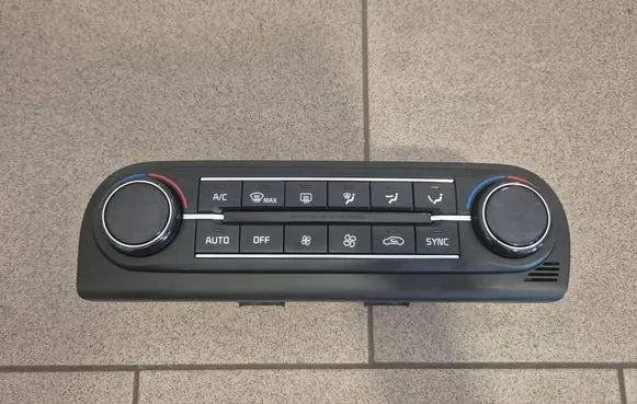 KIA Ceed Climate control unit 97250J7XXX 97250J7300