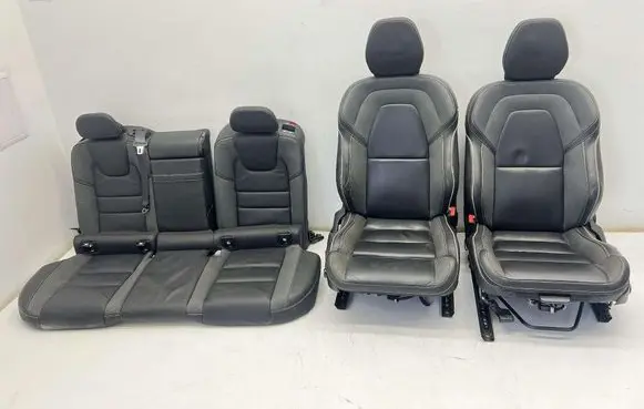 Seat set