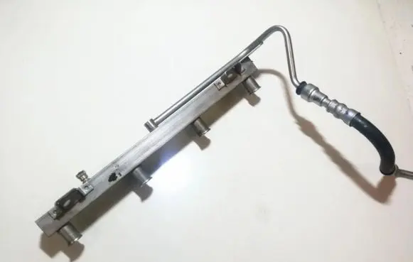 BMW 3 E90 E91 Fuel main line pipe 7530420 7526892