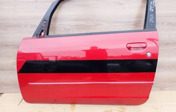 Mitsubishi Colt Front door