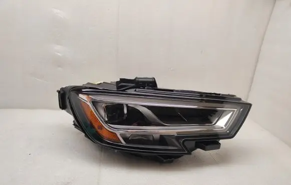 Audi A3 S3 8V Headlight/headlamp