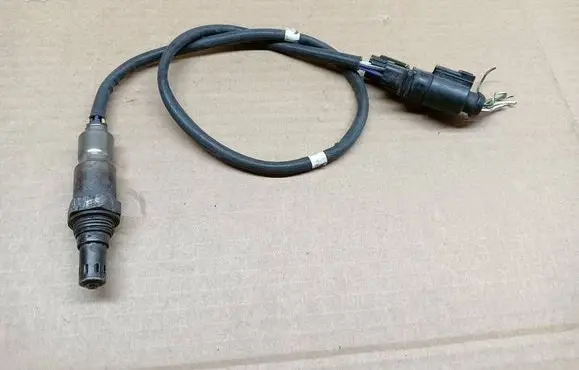 Skoda Octavia Mk3 (5E) Lambda probe sensor 04L906262A