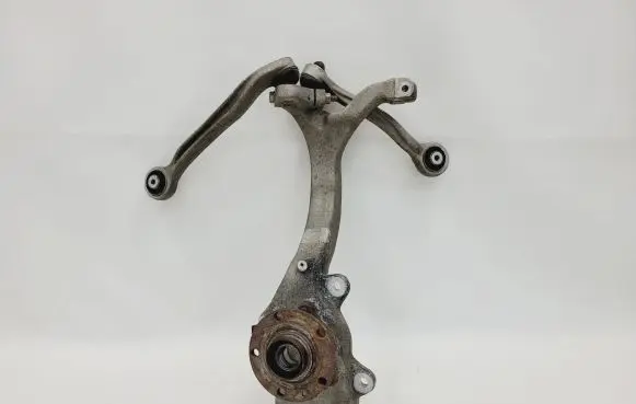 Volkswagen Phaeton Front wheel hub spindle knuckle 4E0257M