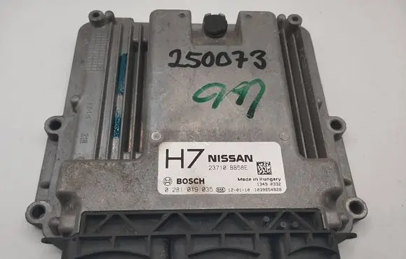 Nissan Qashqai Engine control unit/module 23710BB58E 1039S54828 0281019035