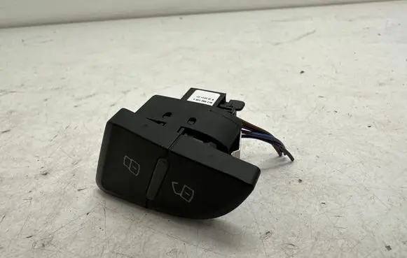 Audi A4 Allroad Central locking switch button 8K2962108A