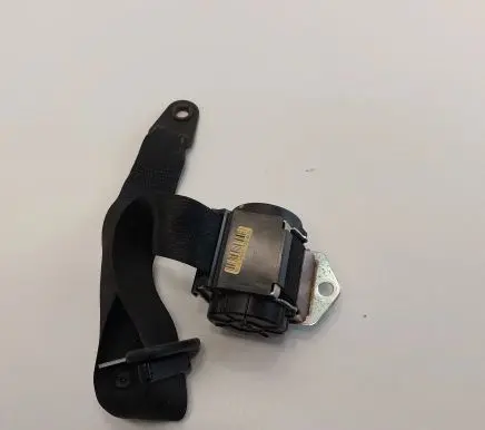Mini Cooper Countryman R60 Rear seatbelt 620202100